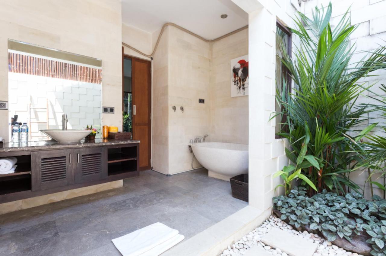 Villa Yasmin Seminyak  Exterior photo